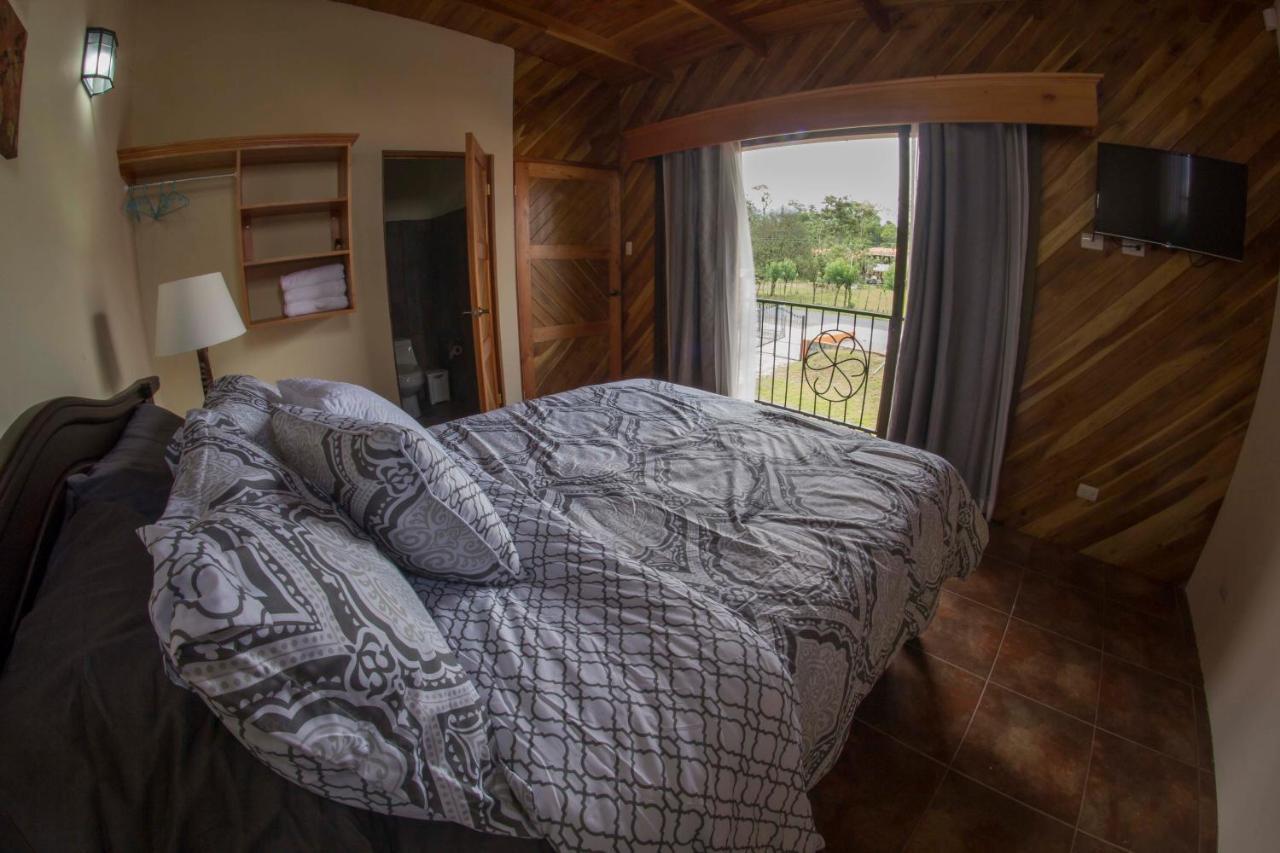 Villas Fernanda La Fortuna Екстериор снимка